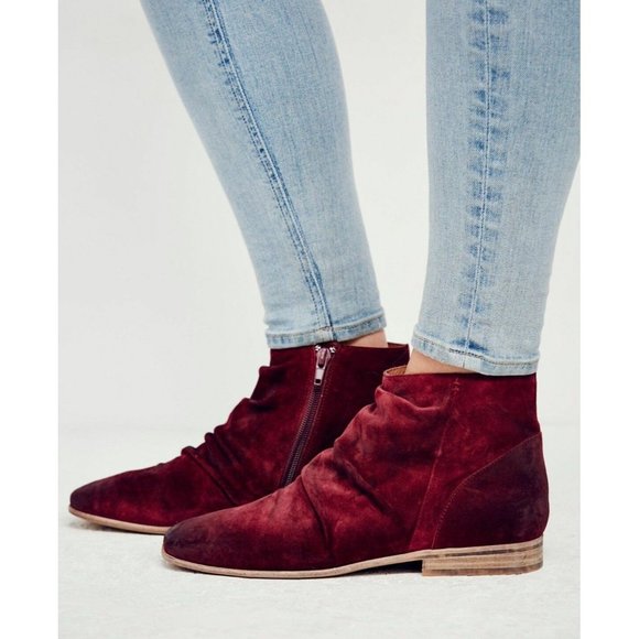 Jeffrey Campbell Speir Ruched Luxe Wine Suede Slouchy Ankle Boots Size 7.5 - Picture 1 of 7